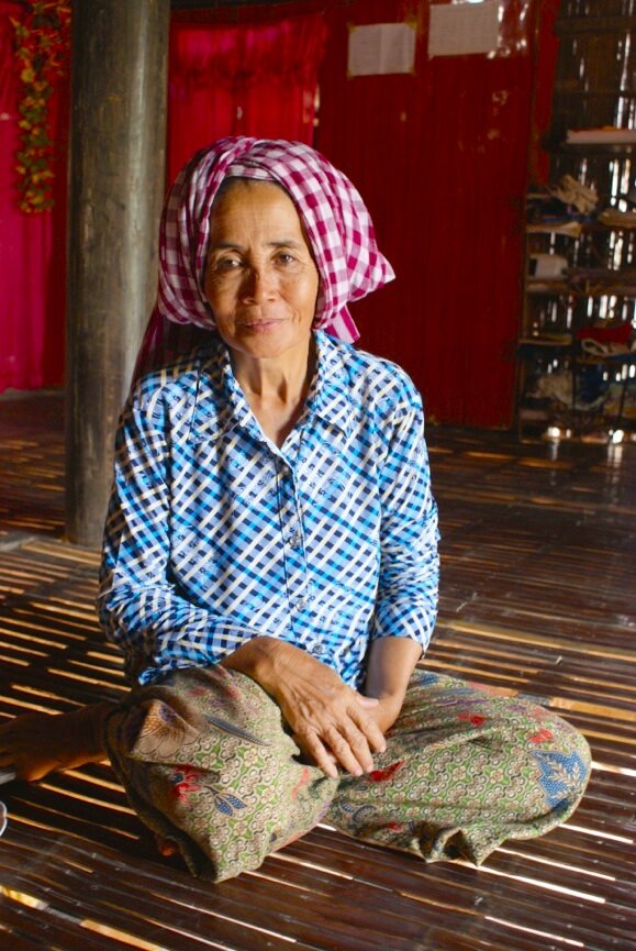 Woman in Svay Khleang, during conversation about the village's history